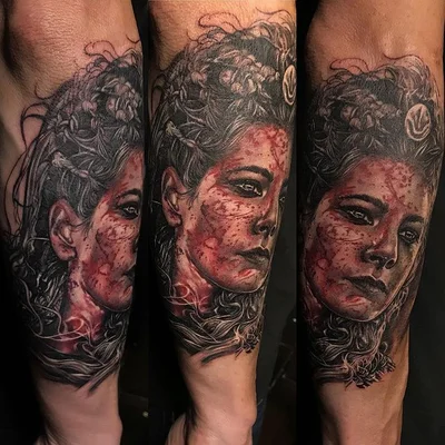 Sarah Miller tattoo 022