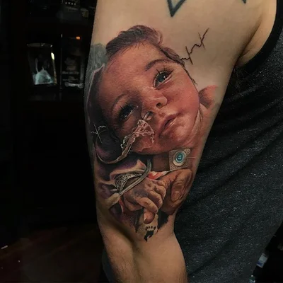 Sarah Miller tattoo 028