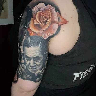 Sarah Miller tattoo 030