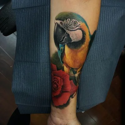 Sarah Miller tattoo 036