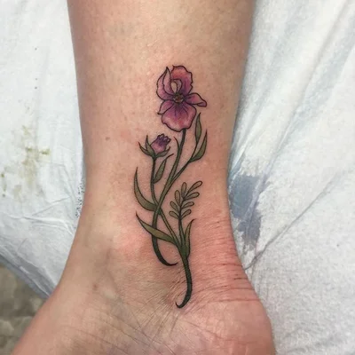 Sarah Renee tattoo 028