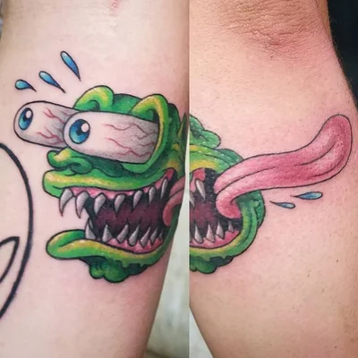 Sarah Renee tattoo 033