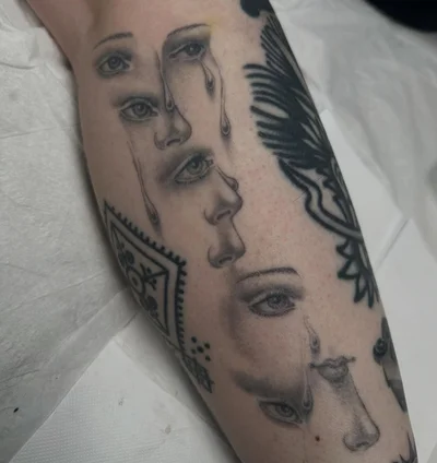 Sarah Schor tattoo ig_007