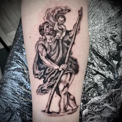 Sarah Swann tattoo 007
