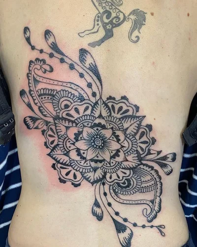 Sarah Swann tattoo 025