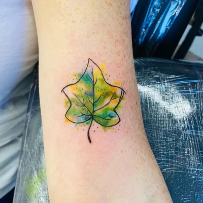 Sarah Swann tattoo 042