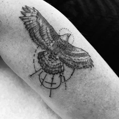 Sarah Swann tattoo 047