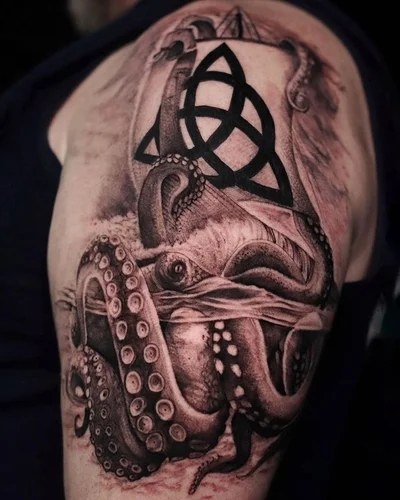 Sarah tattoo 012