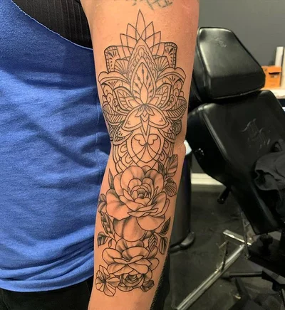 Sarah tattoo 029