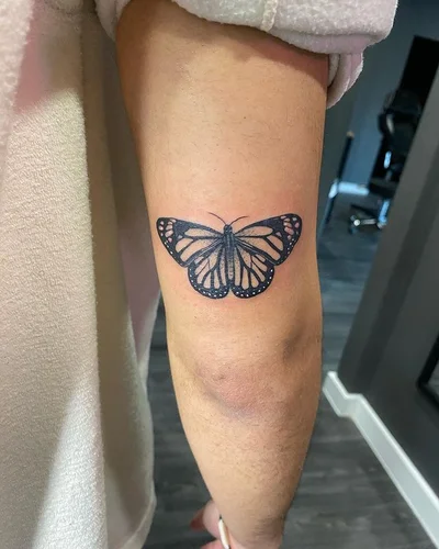 Sarah tattoo 031