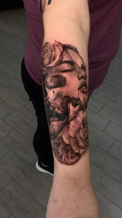 Sarah tattoo 032