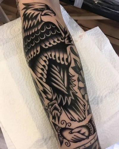 Sara Kaltenhauser tattoo 027