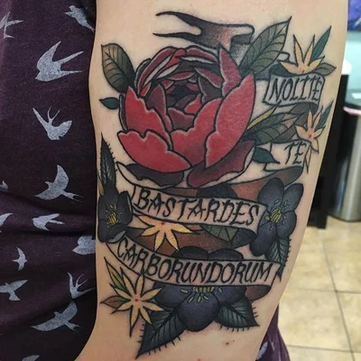 Sara Lewis tattoo 011