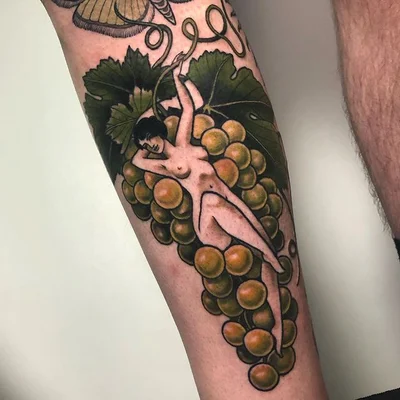 Sara Lewis tattoo 024