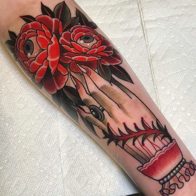 Sara Lewis tattoo 026