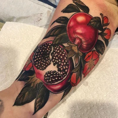 Sara Lewis tattoo 045