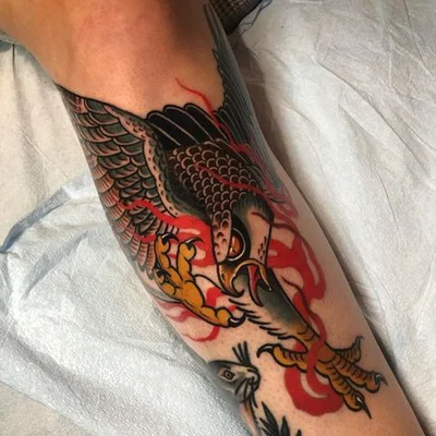 Sara Lewis tattoo 047