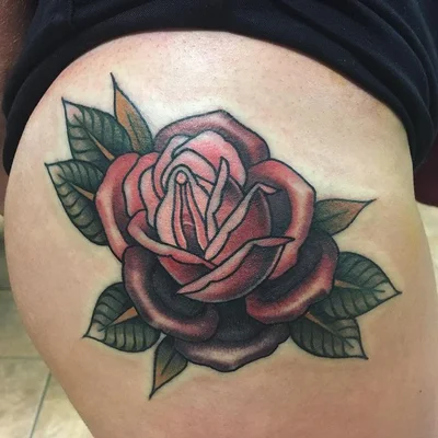 Sara Lewis tattoo 049