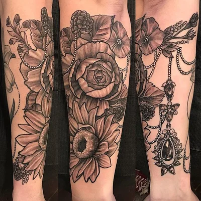 Saraloni tattoo 016