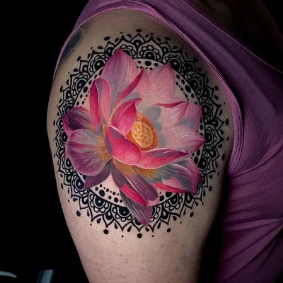 Saraloni tattoo 021