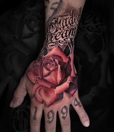 Saraloni tattoo 044