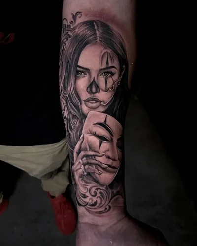Saraloni tattoo 045