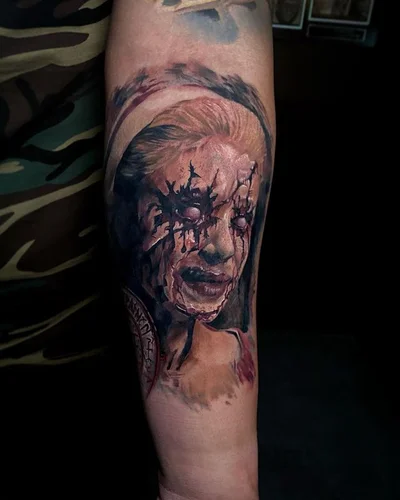 Saraloni tattoo 046