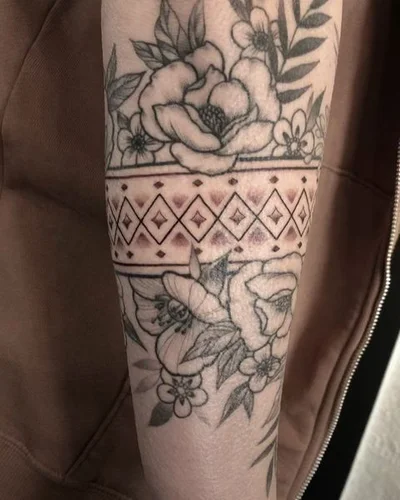 Sara Lou tattoo 022