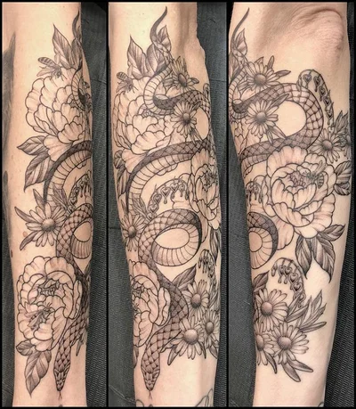 Sara Lou tattoo 042