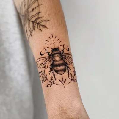 Sara tattoo 013