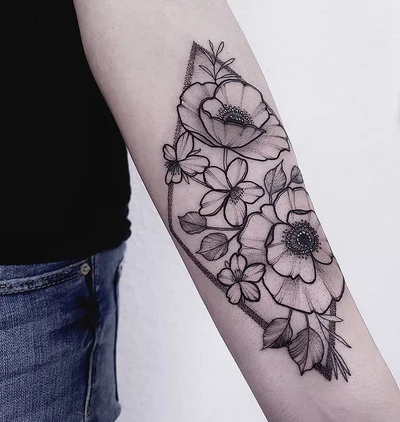 Sara tattoo 022