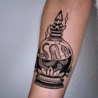 Sara tattoo 038
