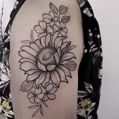 Sara tattoo 040