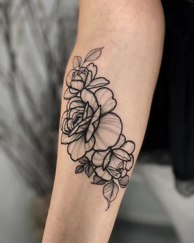 Sara tattoo 047