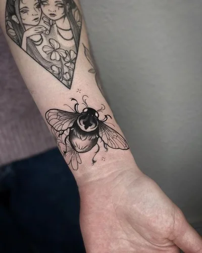 Sara tattoo 048