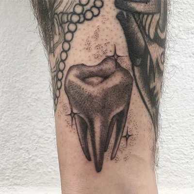 Sara Ruiz tattoo 013