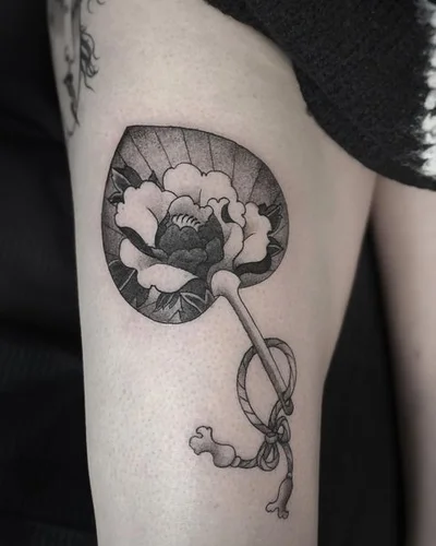 Sara Ruiz tattoo 037