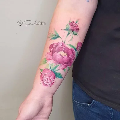 Sara Urban tattoo 013