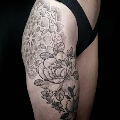 Sara Urban tattoo 041