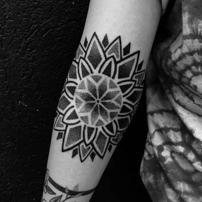 Eduardo Ruiz tattoo 010