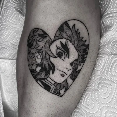 Sara Anastasia tattoo 027