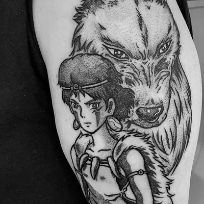 Sara Anastasia tattoo 050