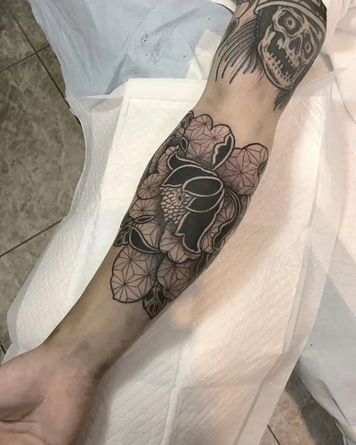 Sarah Blackwood tattoo 010