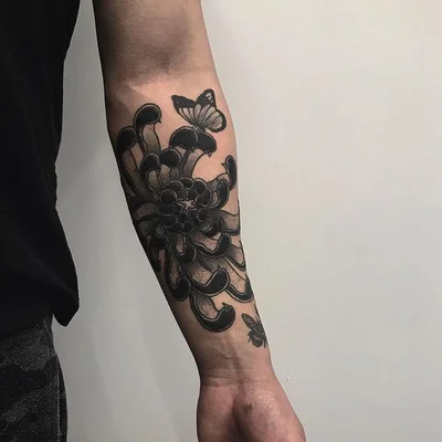 Sarah Blackwood tattoo 019