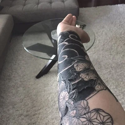 Sarah Blackwood tattoo 031