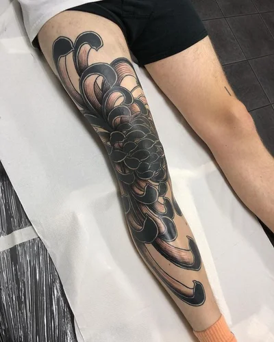 Sarah Blackwood tattoo 041