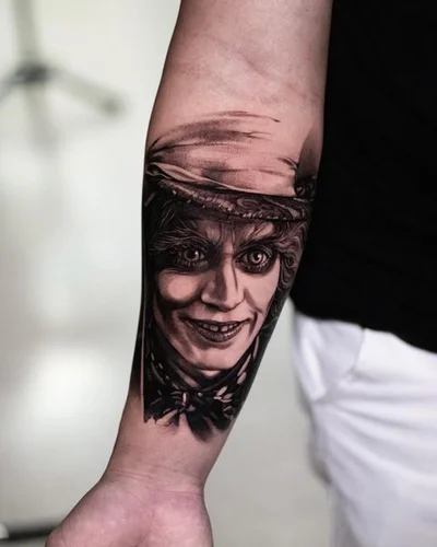 Saree Gonzalez tattoo 009