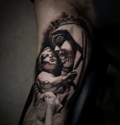 Saree Gonzalez tattoo 032