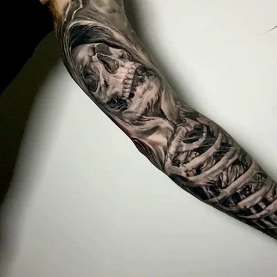 Sarah Sui tattoo 007