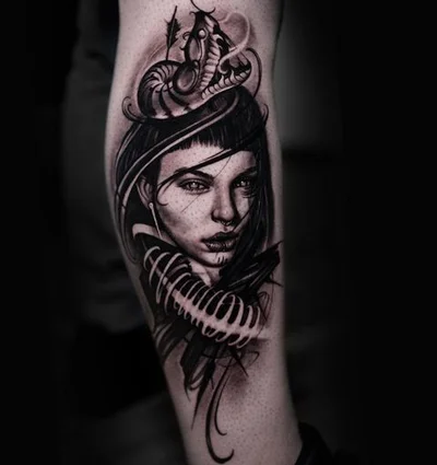 Sarah Sui tattoo 014